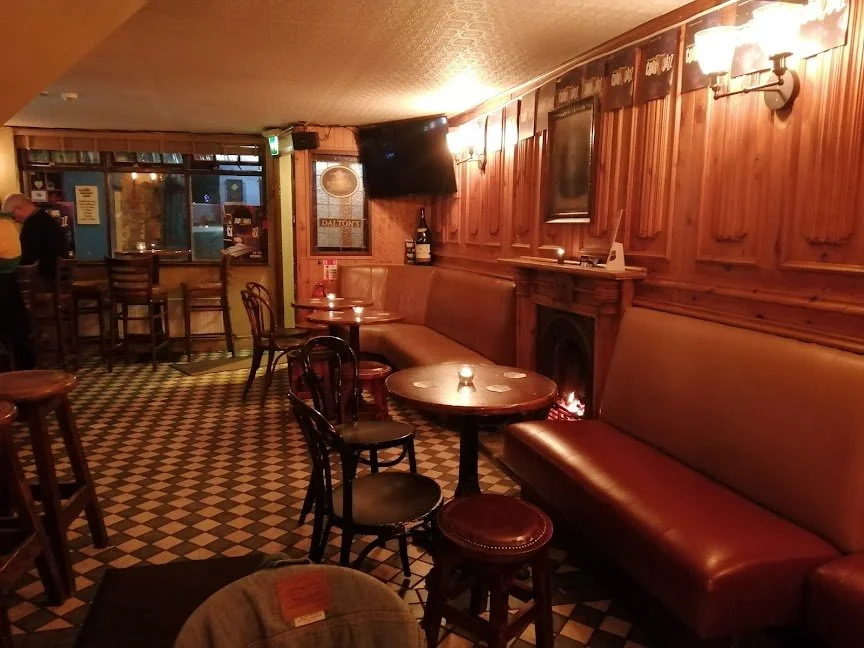 Interior Pub 1.png