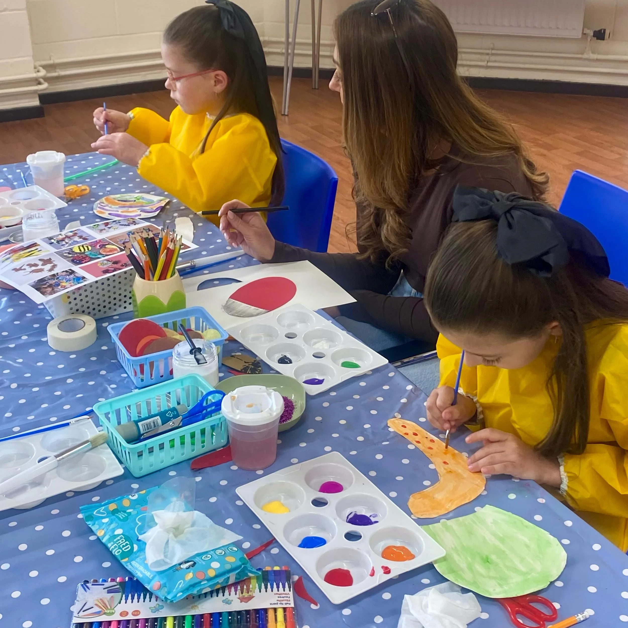 💛 It was such a pleasure to welcome these lovely sisters to our art club!

There&rsquo;s something really special about creating side by side with someone you know so well. Watching them share ideas, encourage each other and put their own unique spi