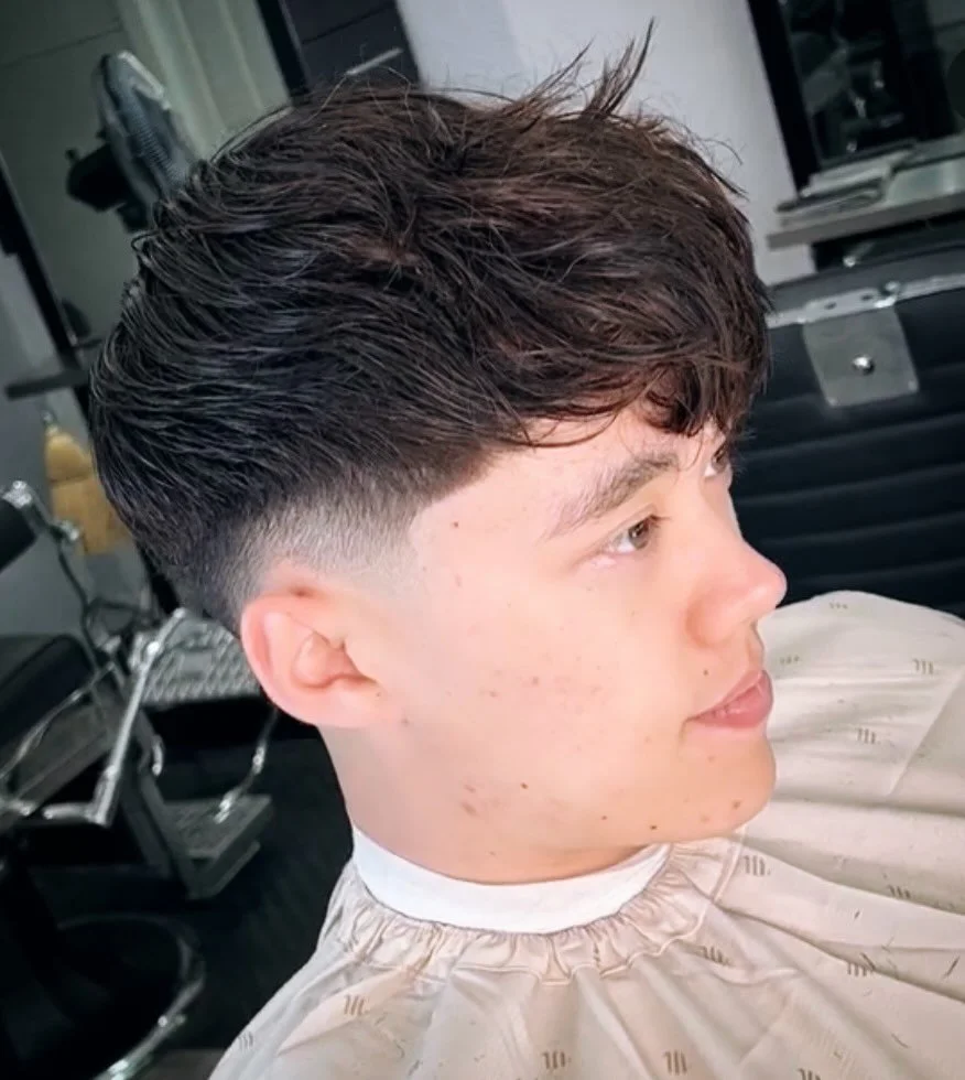 YES! We do groom and groomsmen hair services!!🤵🏻&zwj;♂️
Hair by @hellohannzz 
.
.
.
.
.
#onsitebarber #phillyweddingbarber #conshohockenwedding #phillyweddinghairstyles #montcowedding