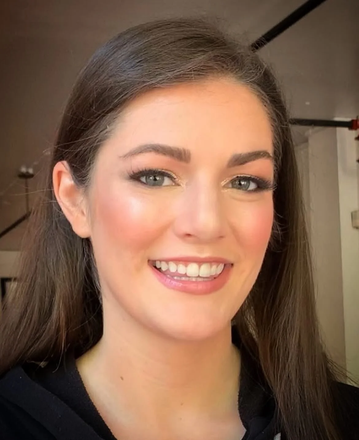 A beautiful soft glam look for this bridal beauty! 👰🏻&zwj;♀️
Makeup by @makeupbylisalee 
.
.
.
.
.
.
#bridalmakeupphilly #montcobridalmakeup #bridalmakeupbuckscounty #easternpabridalexpo #easternpabrides