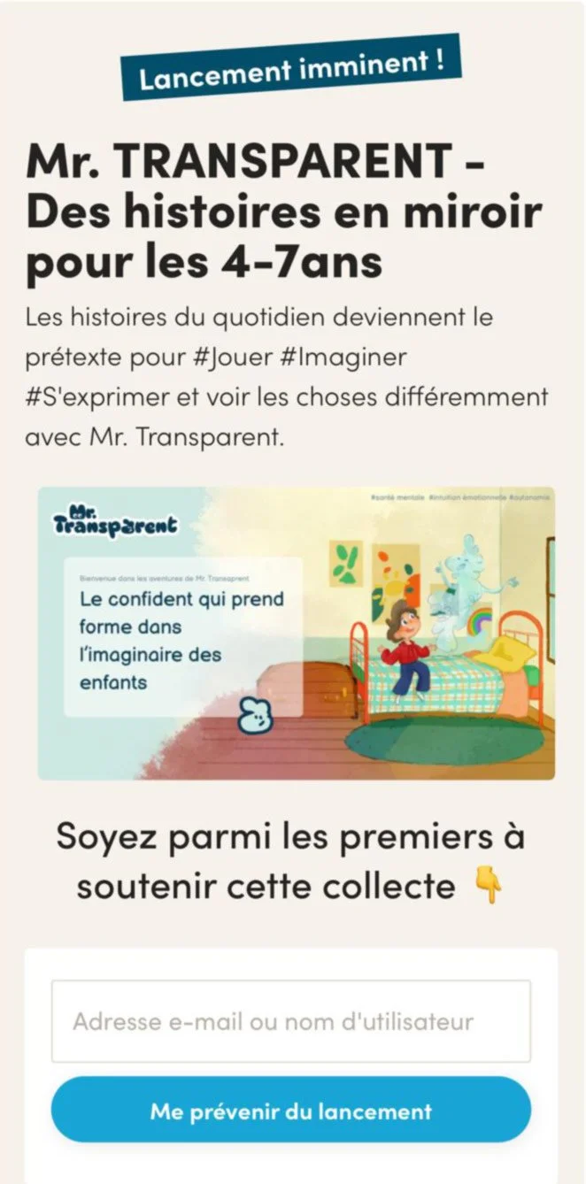 Affiche annonçant le lancement imminent d'un programme pour enfants intitulé 'Mr. Transparent' pour les 4-7 ans, avec une illustration d'une chambre d'enfant avec un enfant et un personnage translucide, invitant à soutenir cette initiative.