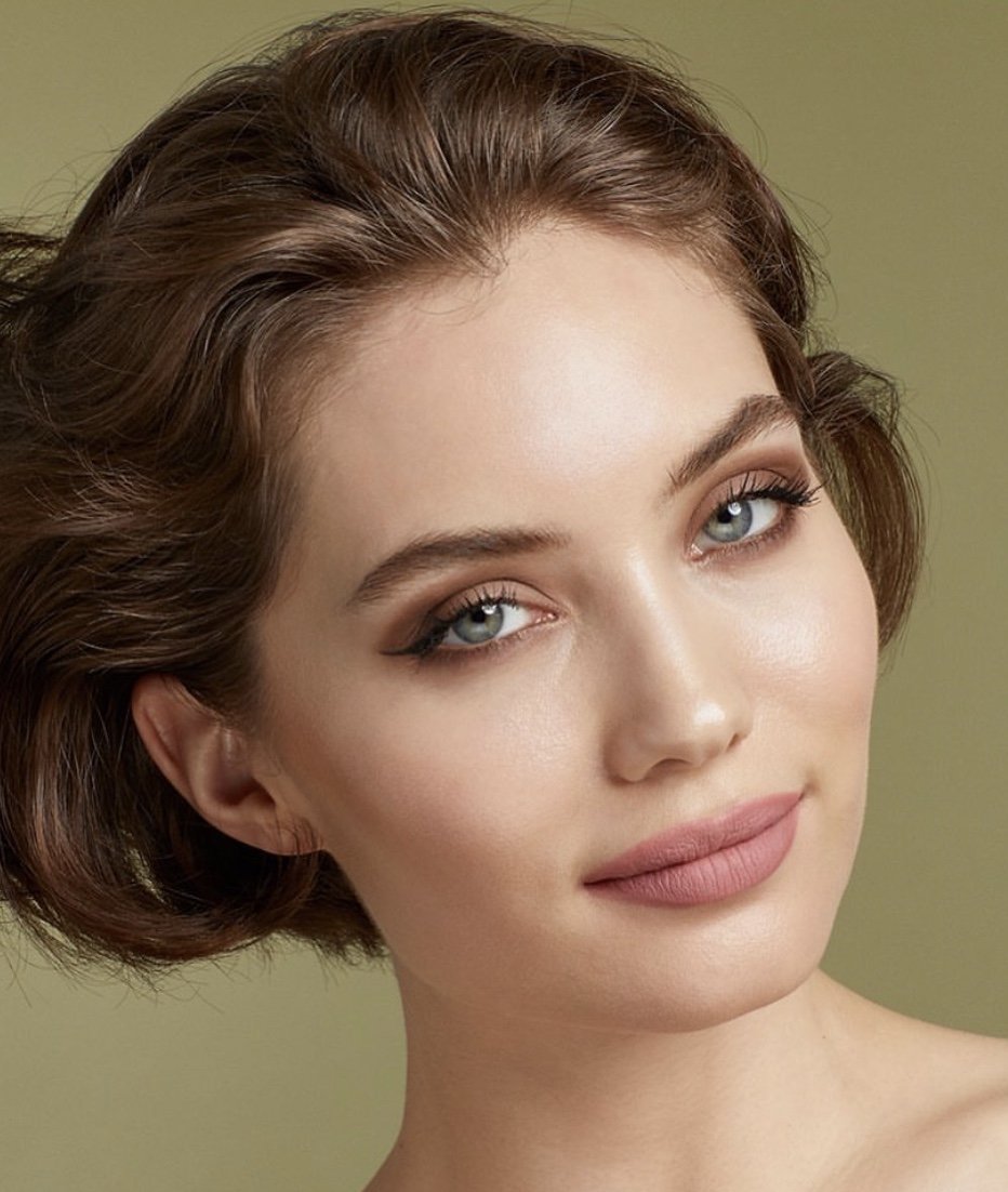 Hairstyling for Covergirl