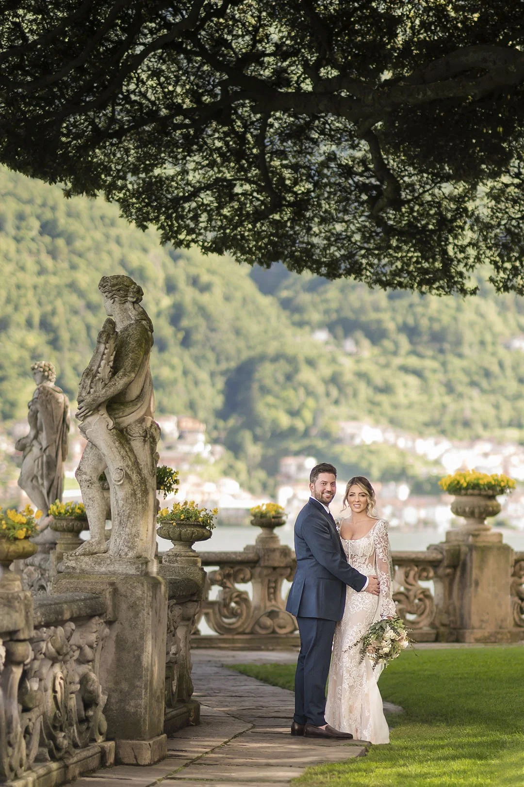 destination wedding from Toronto to  Lake Como 