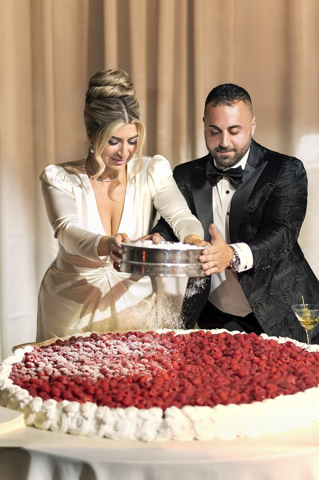 flat raspberry wedding cake photos