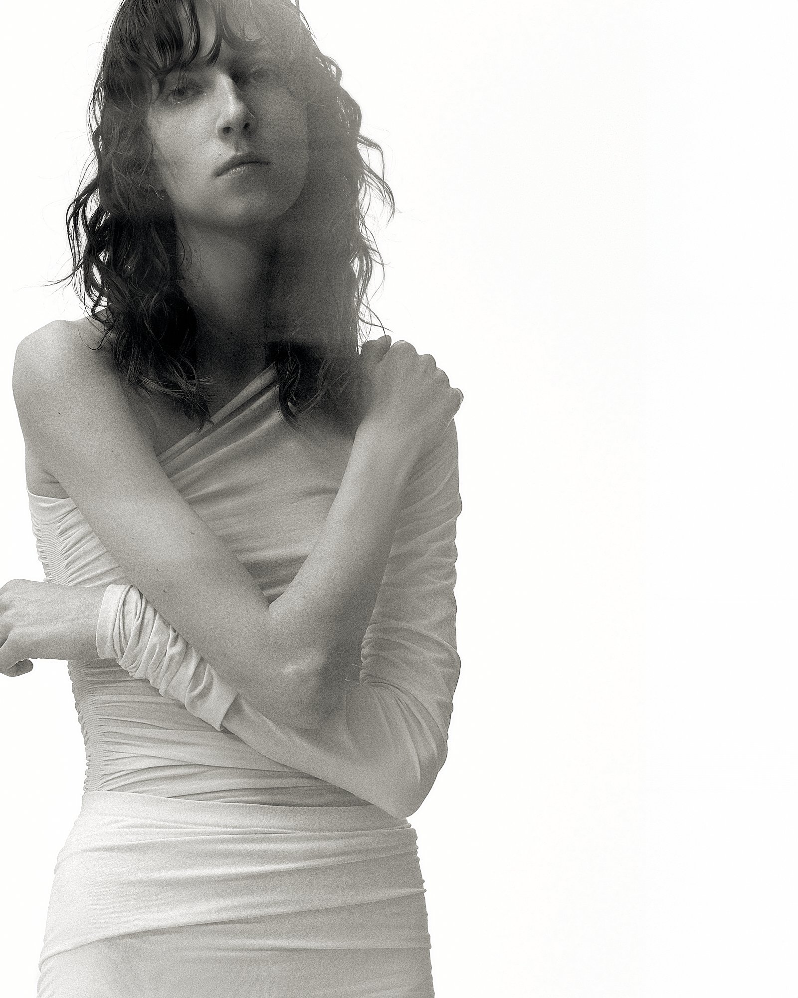 collectiveinterest-guillem-lopez-nicolau-dawn:mia-le-journal-2026- 2.jpg