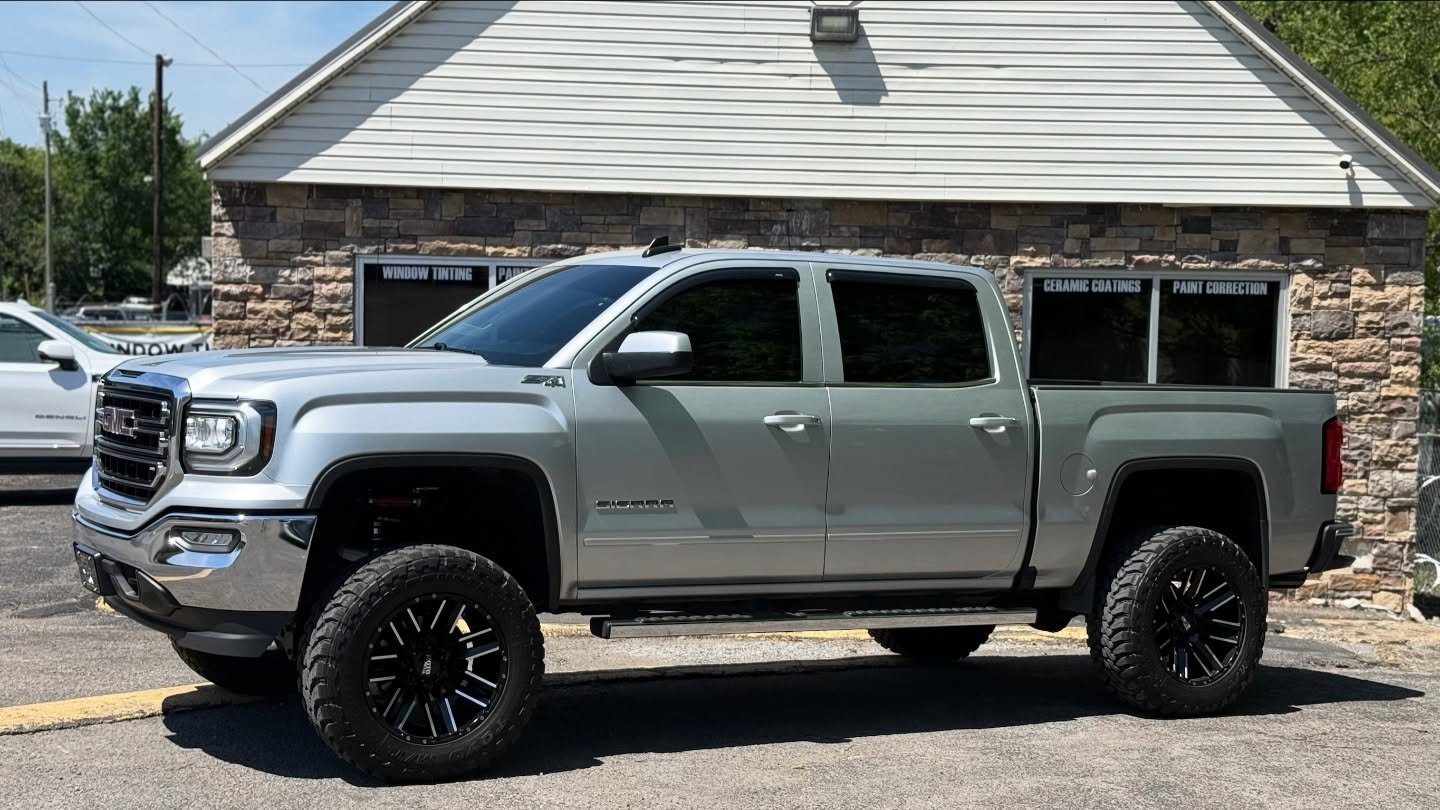 Full XR Plus on this GMC Sierra - keep your truck cool this summer. Text the number in our bio for a free quote &amp; $50 off when you book by the end of April. 

#xpel #windowtint #nashvilletrucks #ppf #protecteverything