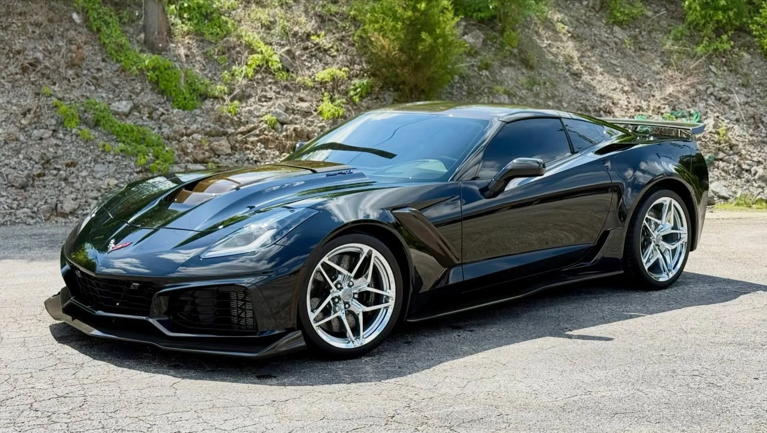 Entire car smothered with a text book XPEL ULTIMATE FUSION PPF installation. This 1200 mile C7 ZR1 has a long life ahead of itself being preserved by protection you can trust. Drive with confidence. #xpel #filmlabtn