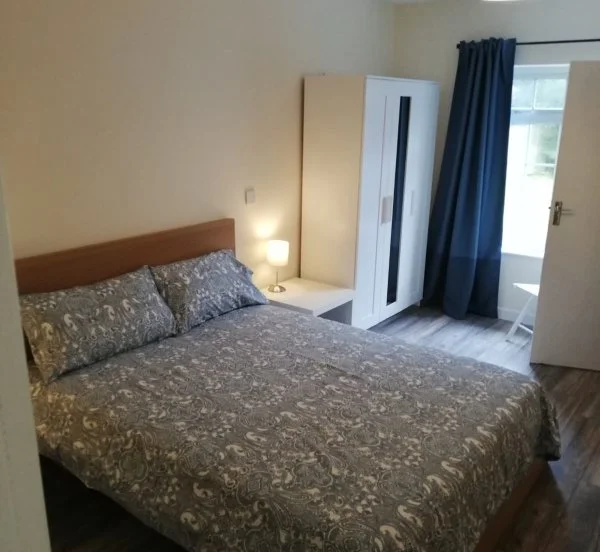 Master bedroom en-suite, Butterfly Lodge, Kilbeg Pier, Lough Corrib, Galway