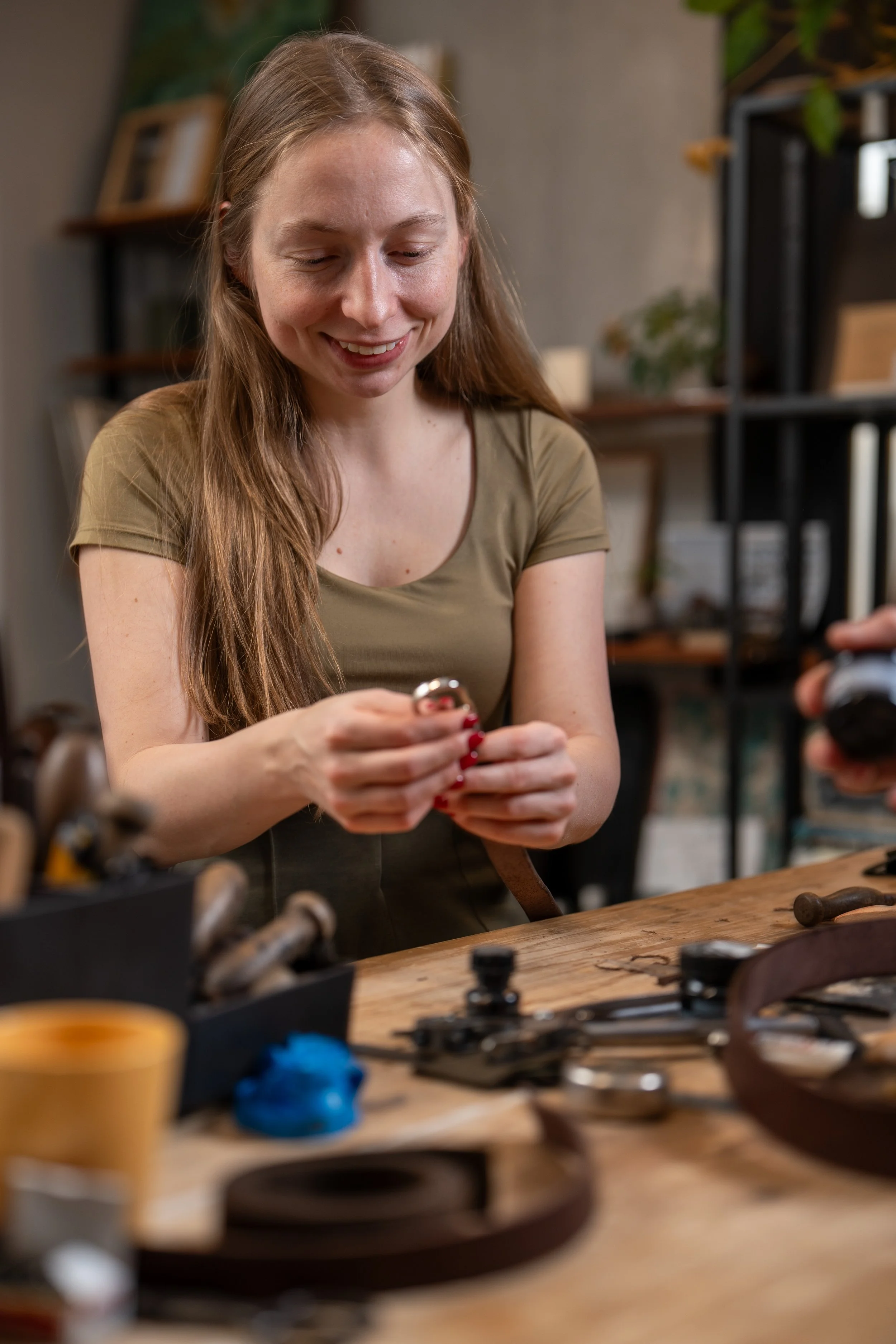 Handmade Leather Crafting Workshop