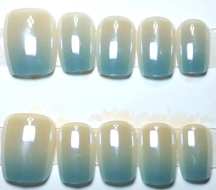 CC-853M  Chrome Ombre Light Blue Nail Set