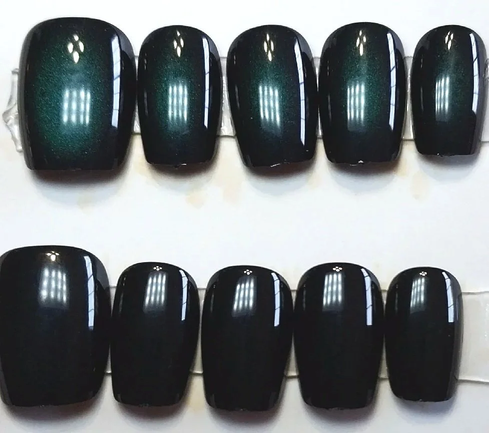 CC-823M  Dark Teal/Black Cat Eye Nail Set