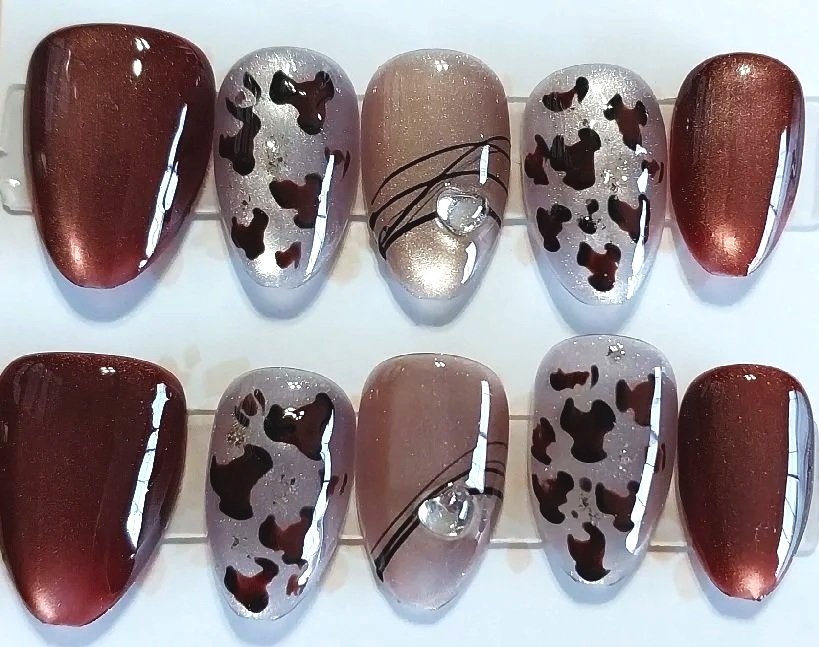 CC-595B  Brown Cat Eye Nail Set