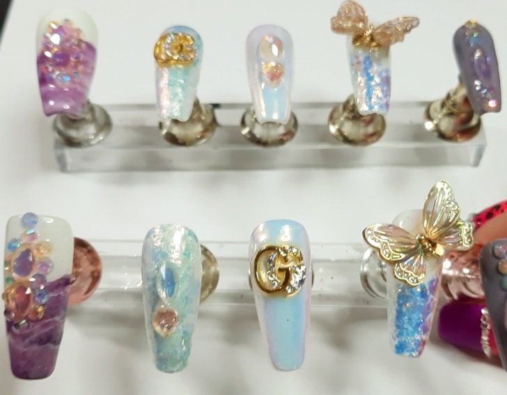 Extraordinary GUCCI Butterflies