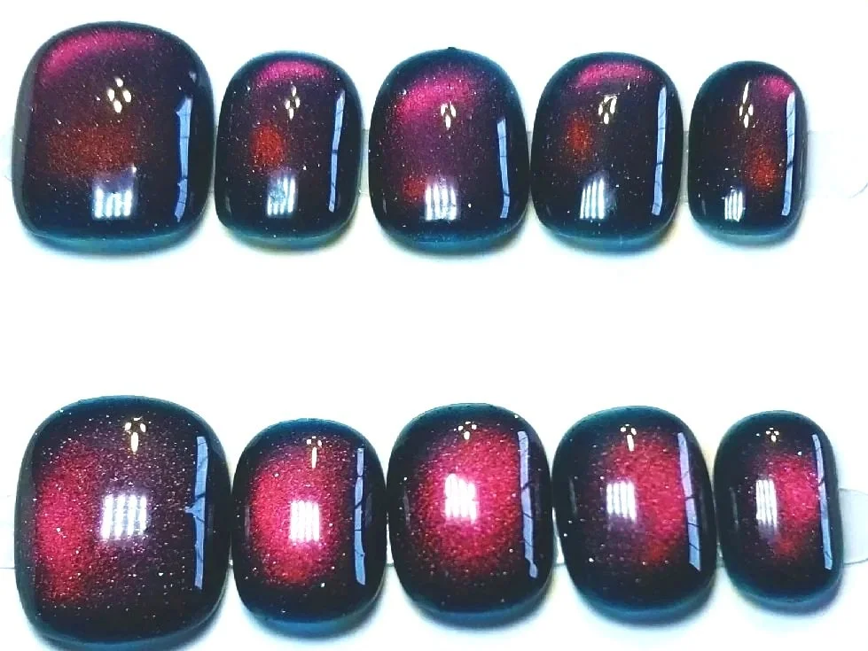 CC-829M  Burgundy/Black Cat Eye Nail Set