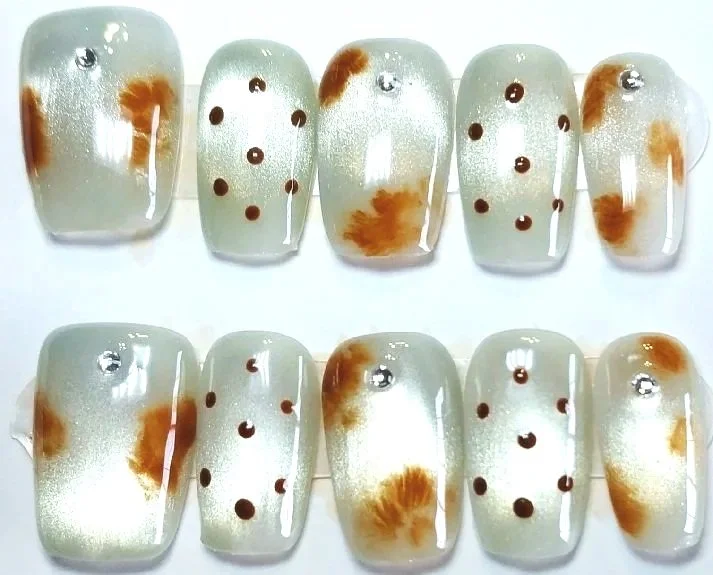 CC-774L  Polka Dot Nail Set