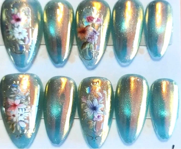 CC-600A  Stunning Cat Eye and Chrome Nails