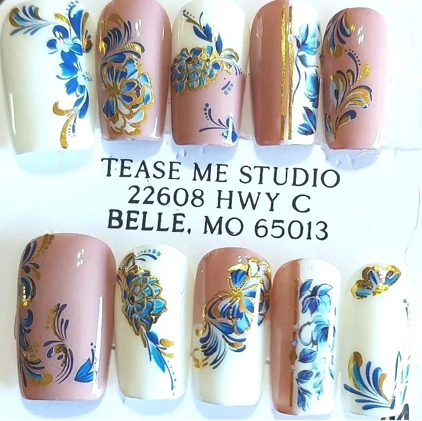 TMS-2222A  Blue Floral Nails
