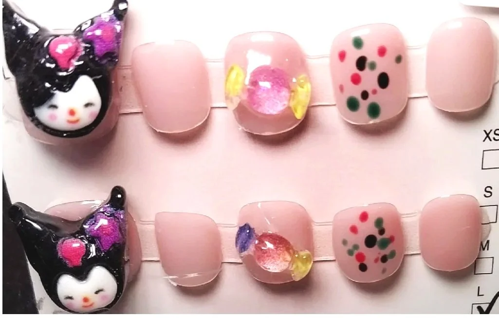 KIDS-7  Kids Black Cat Nails