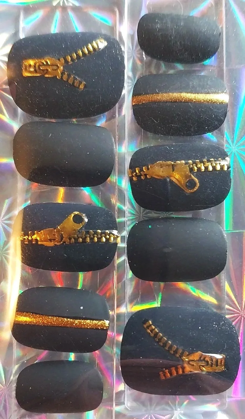 Black and Gold Zipper nail set