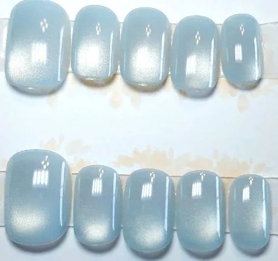 CC-593M  LIght blue cat eye nails