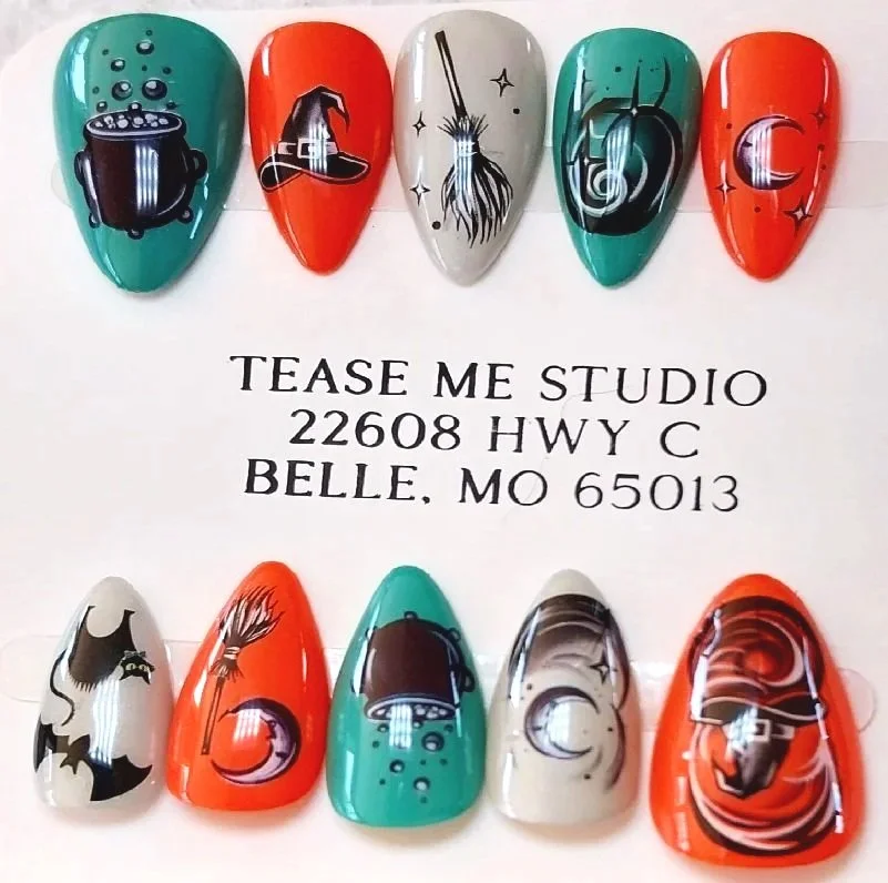 CC-928L  Witch Nails
