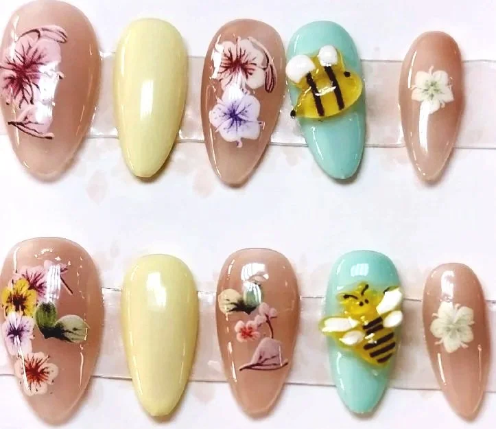 CC-1029  Bee Nails