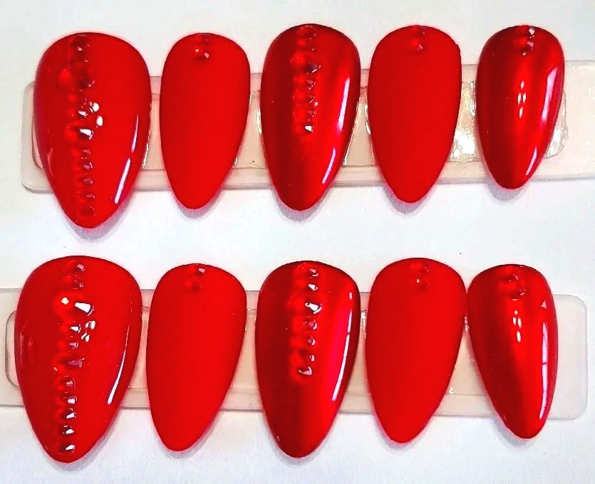 TMS- 2074  Red Devil Nail Set