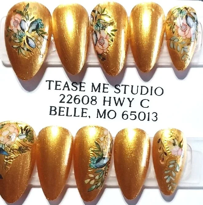 TMS-2077 Yellow Gold Floral Nail Set