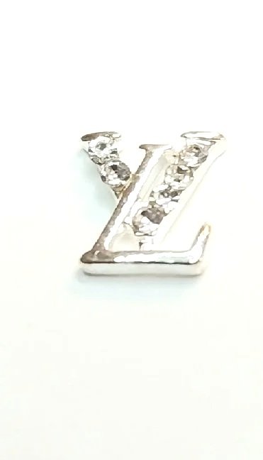 D-117S Louis VUITTON Charm