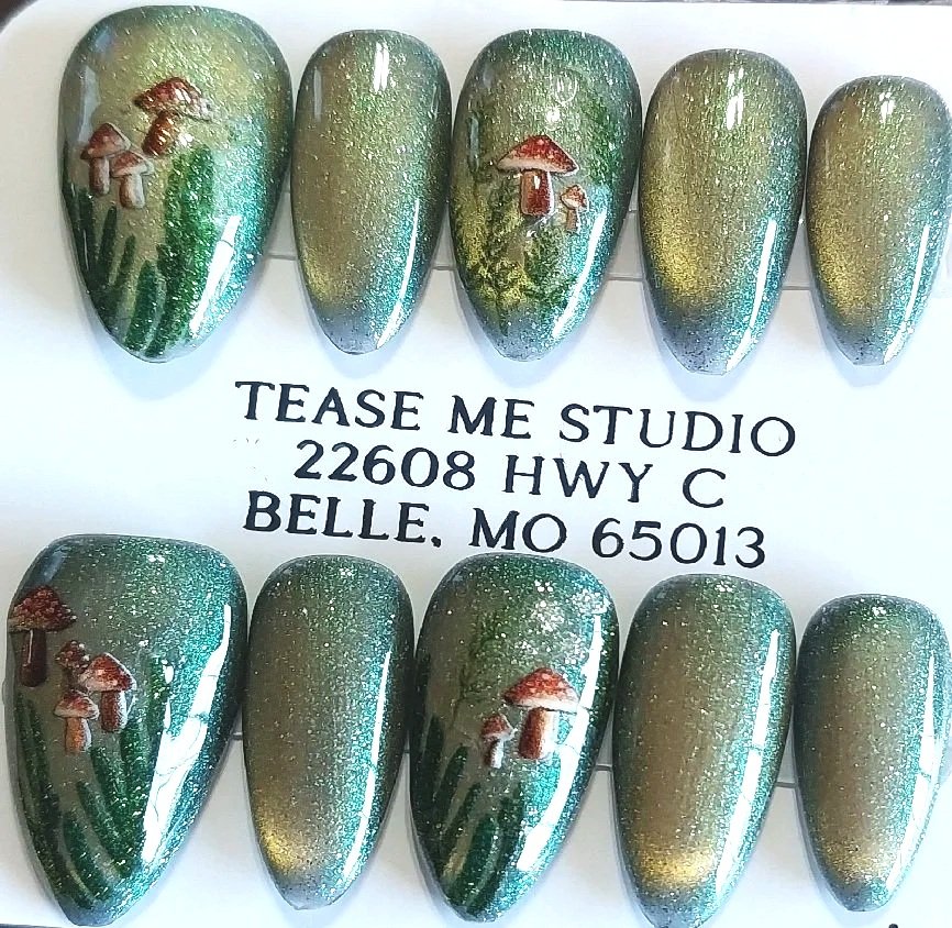 TMS-2313  Long Mushroom Nails