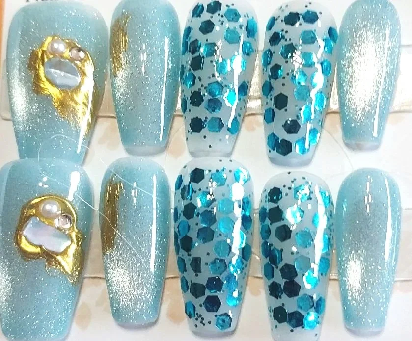 CC-#441 Light Blue Cat Eye