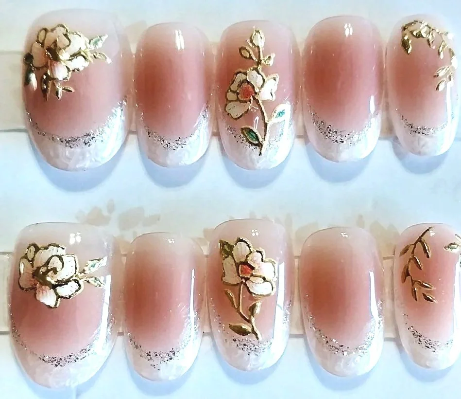 CC-624  Floral Nail Set