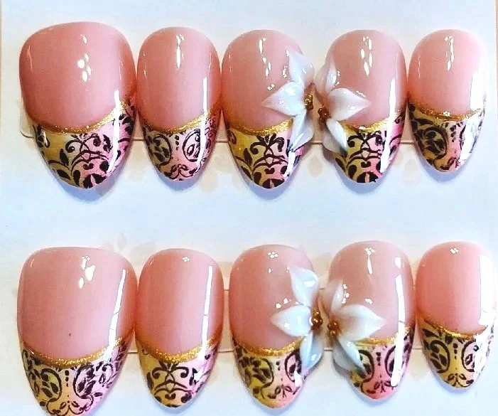 CC-742  Lisa Frank French Tips