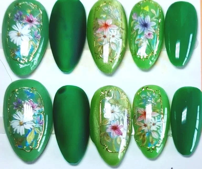 CC-802M  Green in Gold Garden Nail Set