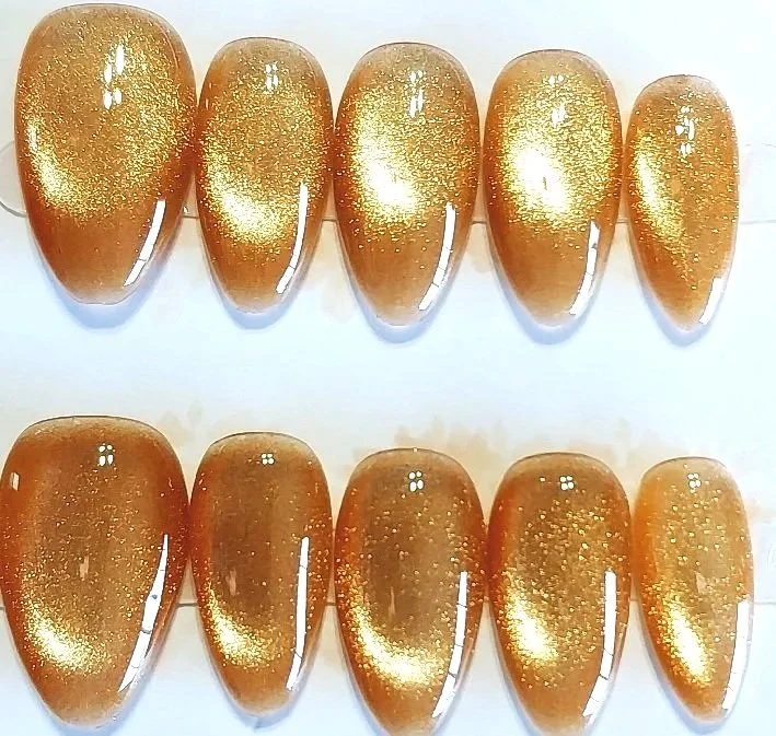 TMS-2240  Gold Cat Eye Nail Set