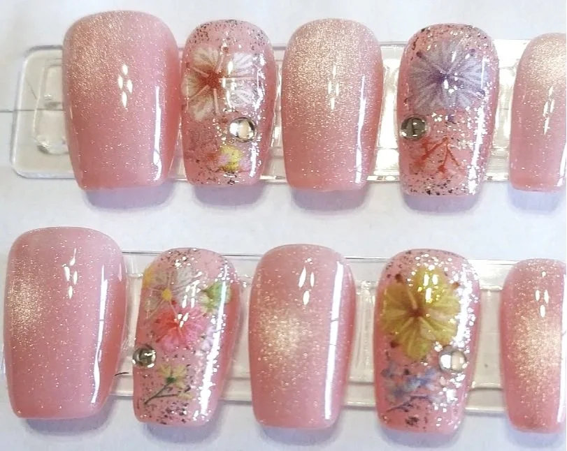 CC-484 Floral Cat Eye