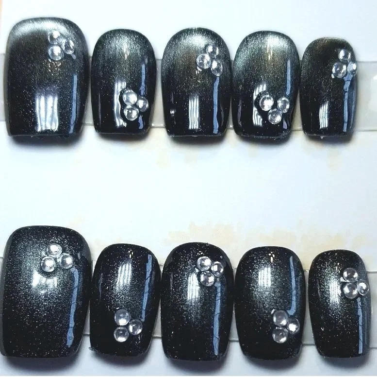 CC-791M  Silver and Black Cat Eye