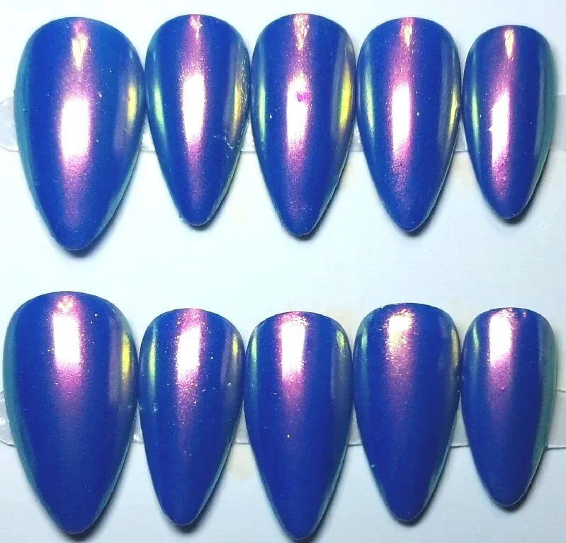 CC-785  Light Blue Chameleon Chrome Nails