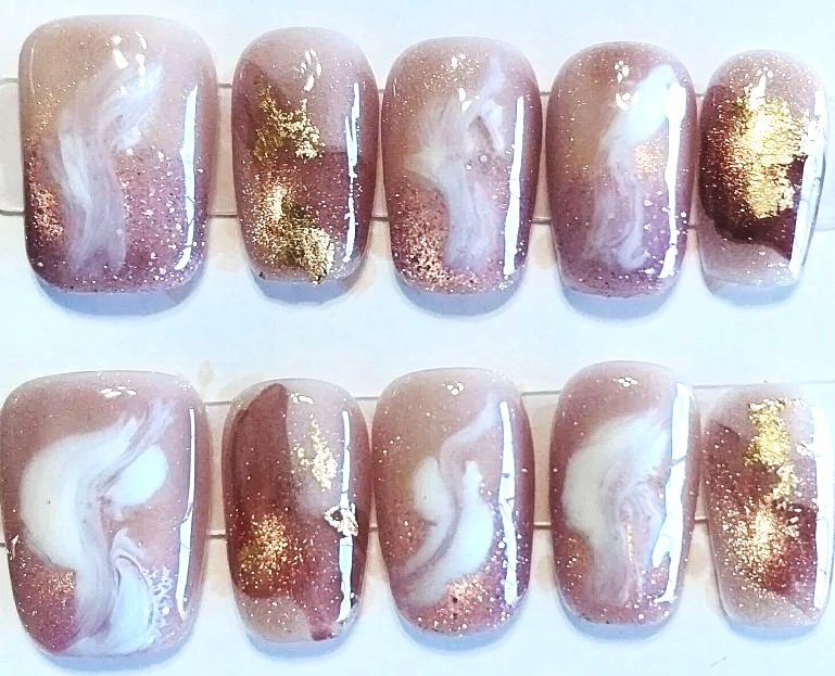 CC-579A  Pink Marble Nail Set