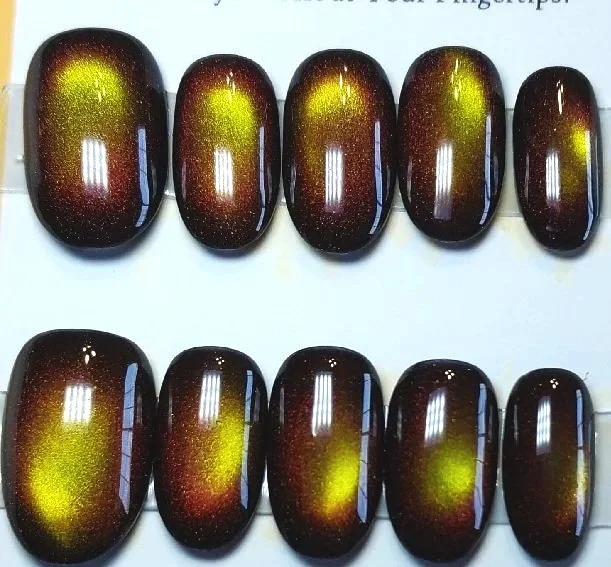 CC-825M  Caramel Apple Cat Eye Nails