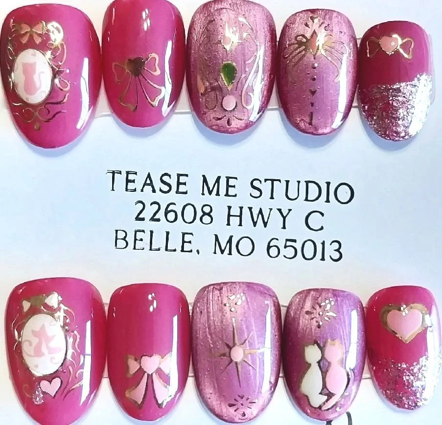 TMS-2182  Pink Cat Eye Xtra large round nail set