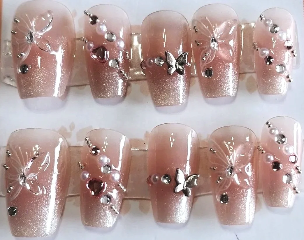Curated Collection #408 Cat Eye & Flower