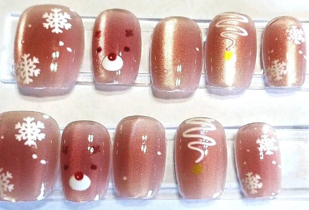 CC-492 Christmas Cat Eye