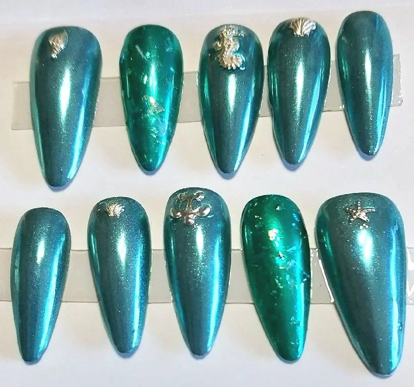 In the Sea Nail Set