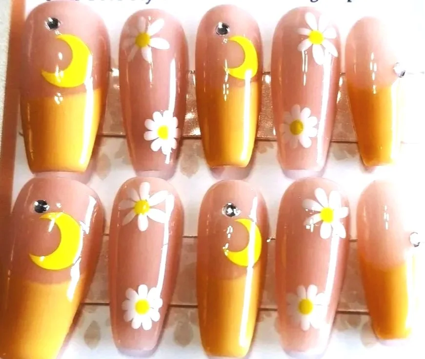 CC - 411 Yellow Moon Nail Set