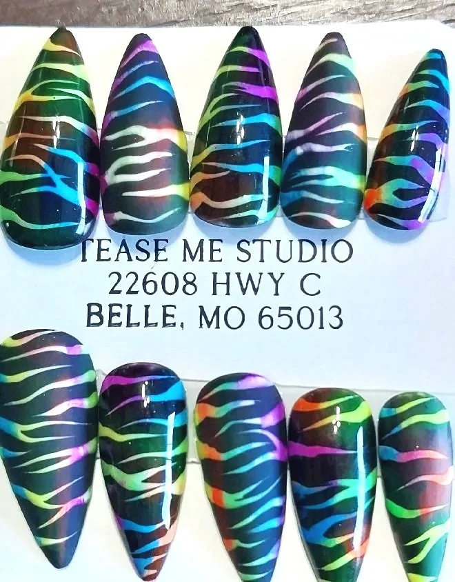 CC-245  Multi colored Tiger Stripe Nail Set