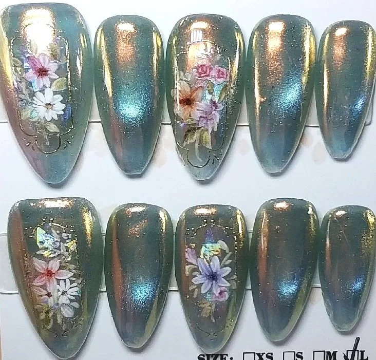 CC-206L Stunning Cat Eye and Chrome Nails