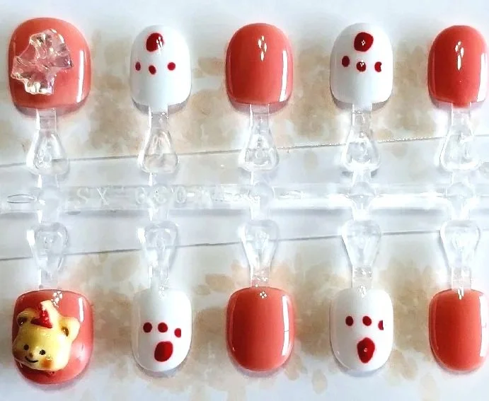 KIDS-3  Pink and white kids nail set