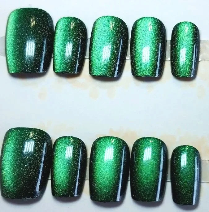 CC-772XS  Green Cat Eye