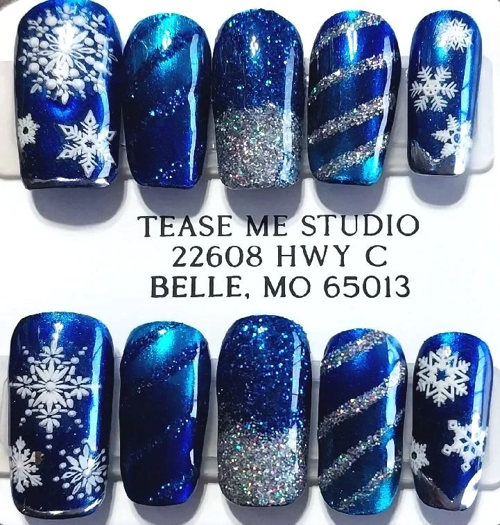 TMS-2067  Blue Glitter Christmas Nails